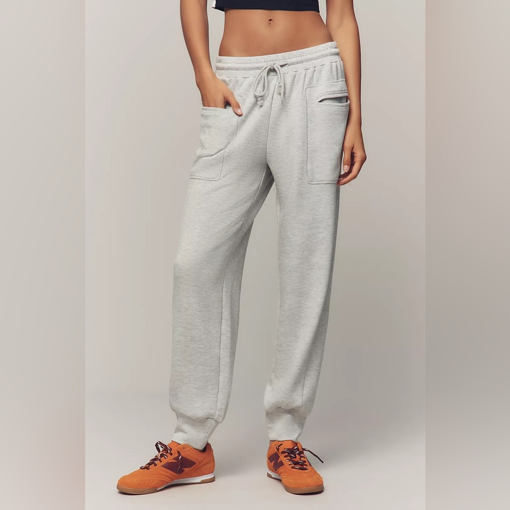 Daily Practice Cargo Sweatpant & Half Zip Pullover Light Heather Grey Small Set - Picture 3 of 8